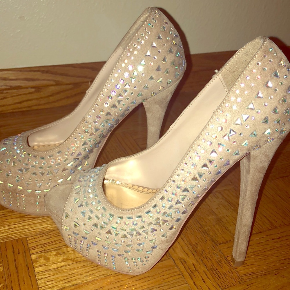 Heels from journeys